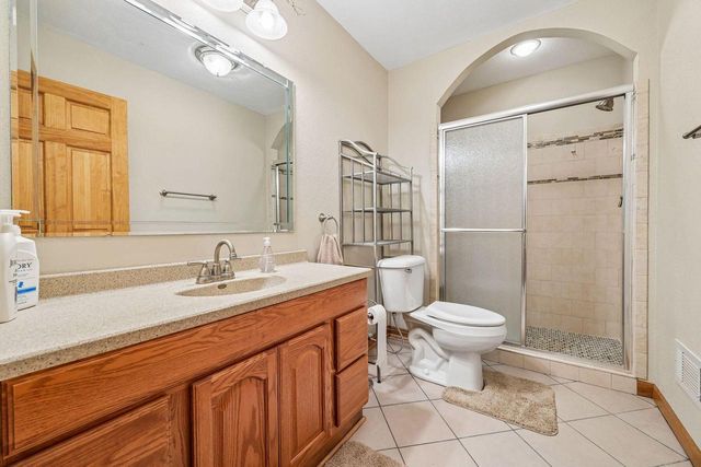 238 E Redding CIRCLE, Belgium, WI 53004