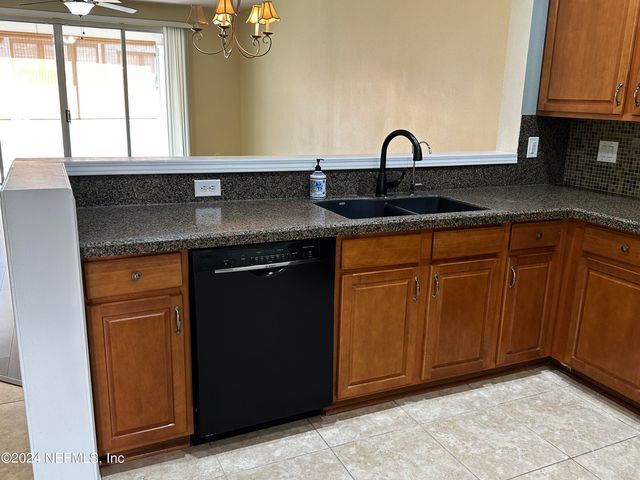 4215 HIGHWOOD Drive, Jacksonville, FL 32216