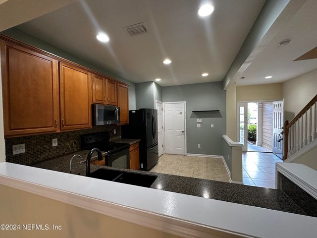 4215 HIGHWOOD Drive, Jacksonville, FL 32216