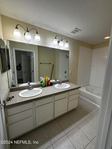 4215 HIGHWOOD Drive, Jacksonville, FL 32216