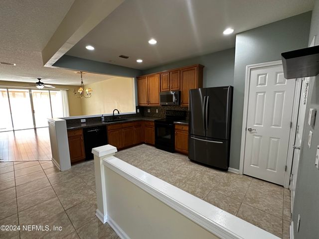 4215 HIGHWOOD Drive, Jacksonville, FL 32216