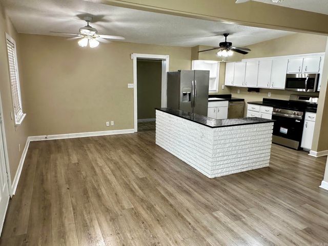 5510 W 51st Street, Little Rock, AR 72209