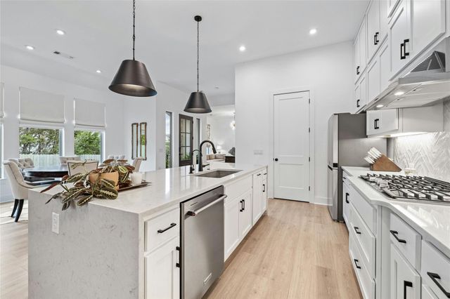 1122 Silver Dollar TRL, Georgetown, TX 78628