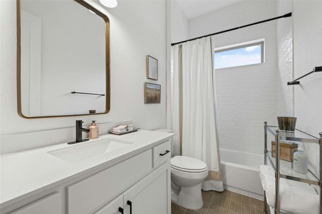 1122 Silver Dollar TRL, Georgetown, TX 78628