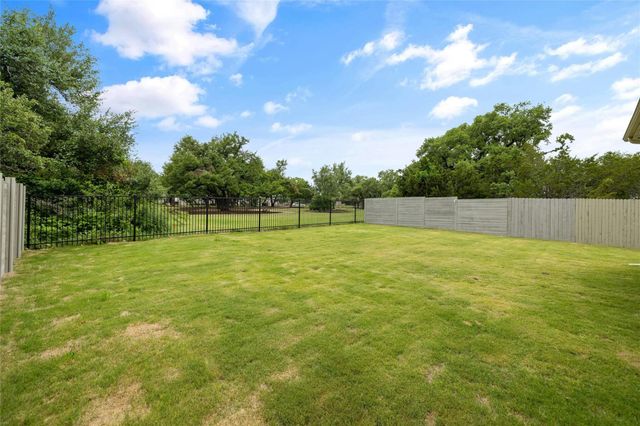1122 Silver Dollar TRL, Georgetown, TX 78628
