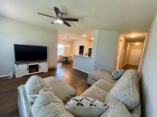 4057 Kings River Trail, Bauxite, AR 72111