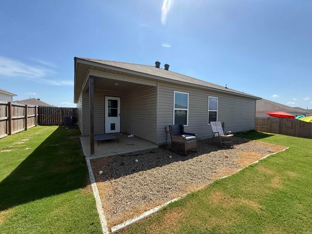 4057 Kings River Trail, Bauxite, AR 72111