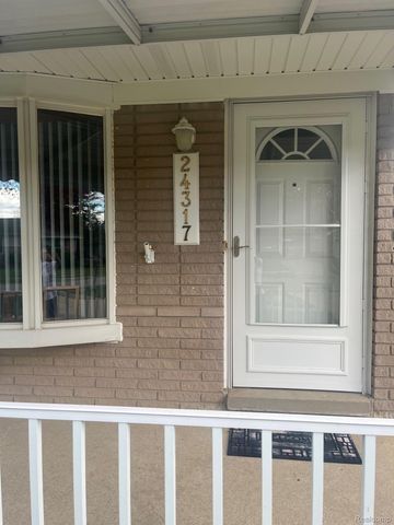 24317 Mount Olive Drive, Brownstown Charter Township, MI 48134