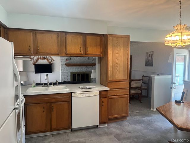 24317 Mount Olive Drive, Brownstown Charter Township, MI 48134
