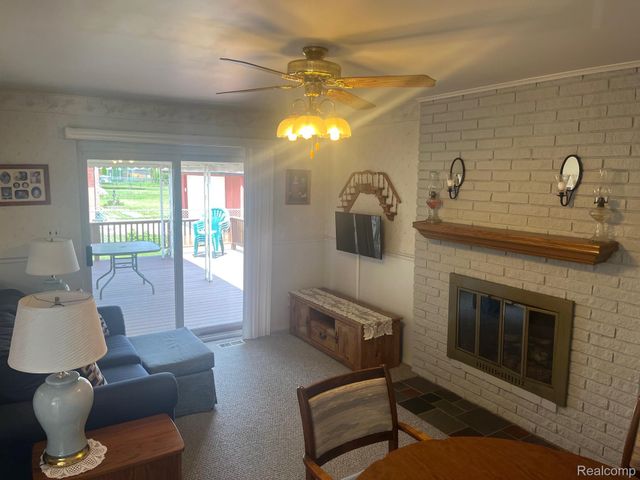 24317 Mount Olive Drive, Brownstown Charter Township, MI 48134