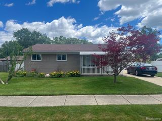 24317 Mount Olive Drive, Brownstown Charter Township, MI 48134