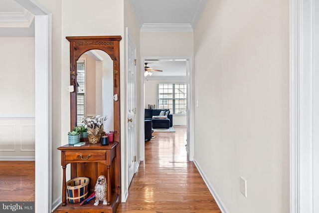 122 BALMORAL LN, Martinsburg, WV 25404