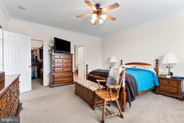 122 BALMORAL LN, Martinsburg, WV 25404