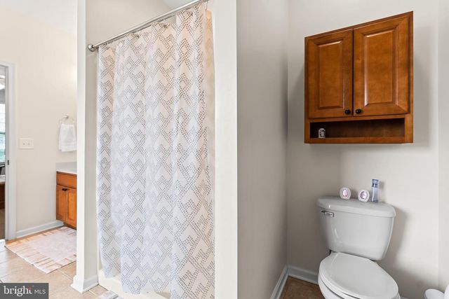 122 BALMORAL LN, Martinsburg, WV 25404