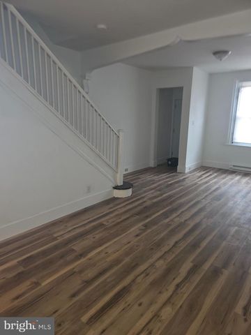 2807 N TAYLOR ST, Philadelphia, PA 19132