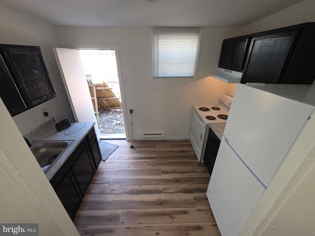 2807 N TAYLOR ST, Philadelphia, PA 19132