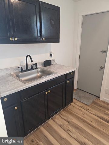 2807 N TAYLOR ST, Philadelphia, PA 19132
