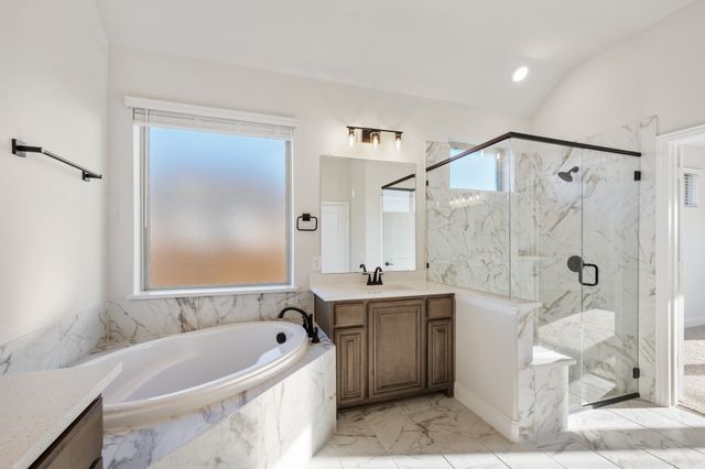 12700 Barretta Drive, Godley, TX 76044