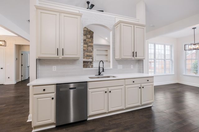 337 Rhapsody Lane, Boiling Springs, SC 29316