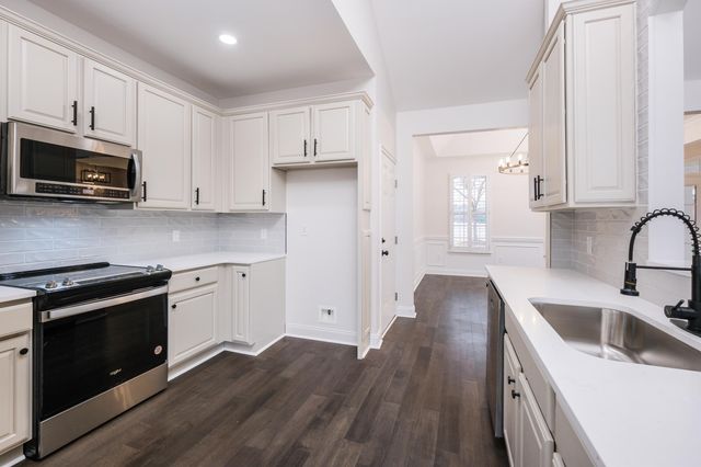 337 Rhapsody Lane, Boiling Springs, SC 29316