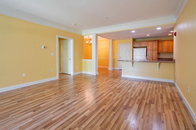 5 Sally Sweets Way Unit 213, Salem, NH 03079