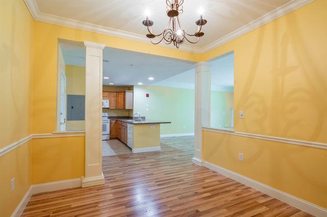 5 Sally Sweets Way Unit 213, Salem, NH 03079