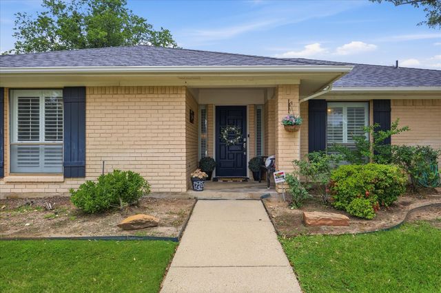 7200 Tamarack Road, Benbrook, TX 76116