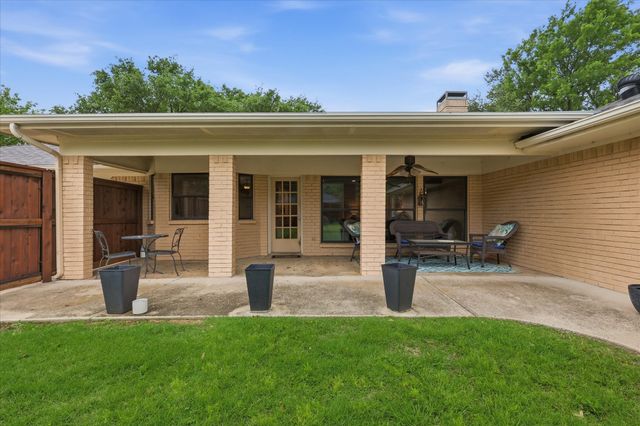 7200 Tamarack Road, Benbrook, TX 76116