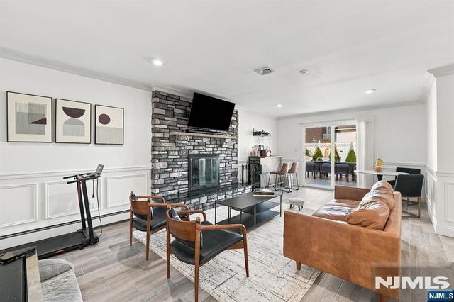 6 E Azalea Drive, Wallington, NJ 07057