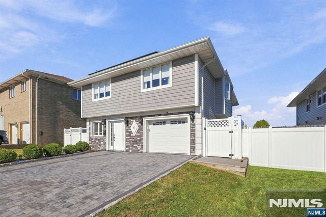 6 E Azalea Drive, Wallington, NJ 07057