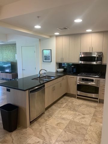 7117 E Rancho Vista Drive Unit 2002, Scottsdale, AZ 85251