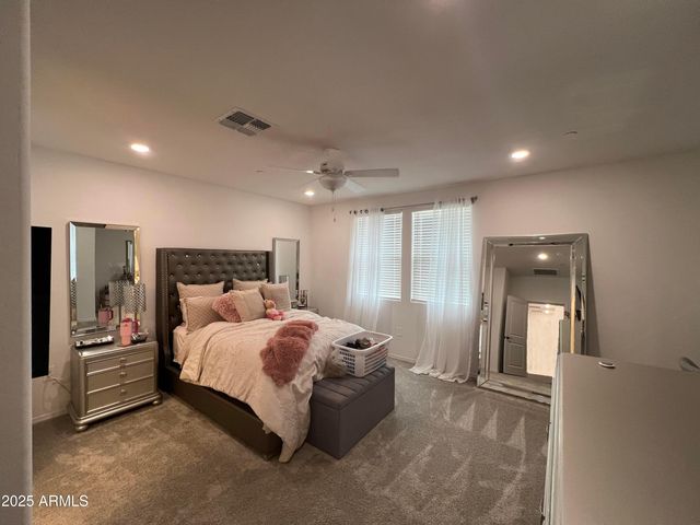 1822 E Chelsea Lane Unit 104, Gilbert, AZ 85295