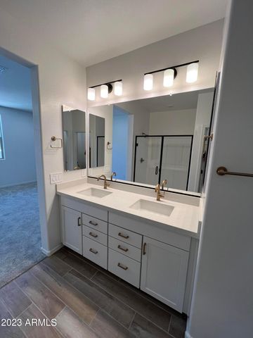 1822 E Chelsea Lane Unit 104, Gilbert, AZ 85295