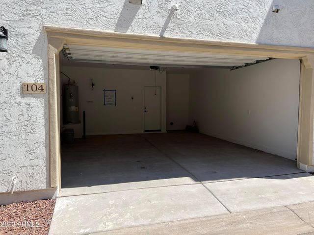 1822 E Chelsea Lane Unit 104, Gilbert, AZ 85295