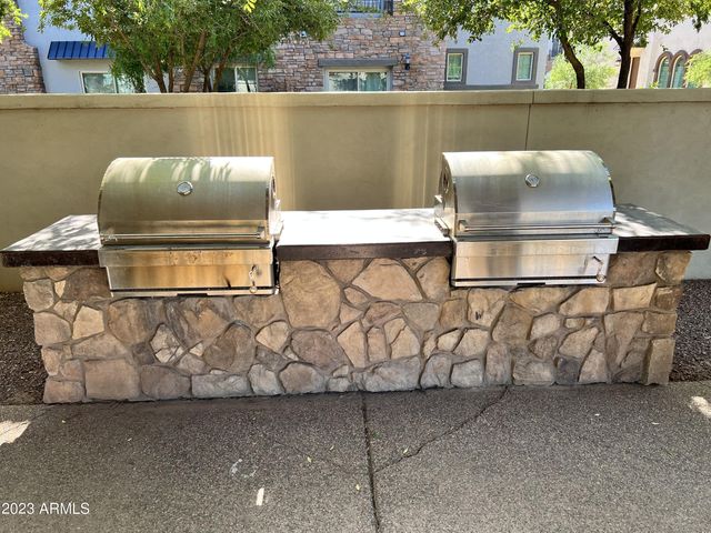 1822 E Chelsea Lane Unit 104, Gilbert, AZ 85295