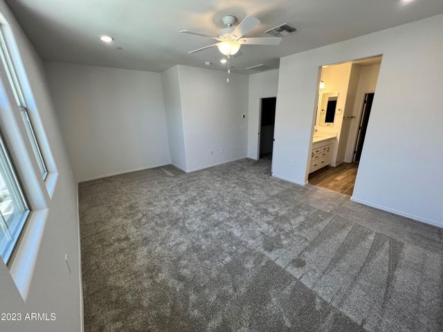 1822 E Chelsea Lane Unit 104, Gilbert, AZ 85295