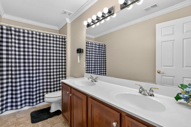 9202 CHARTERHOUSE RD, Frederick, MD 21704