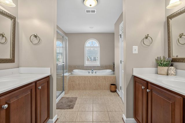 9202 CHARTERHOUSE RD, Frederick, MD 21704