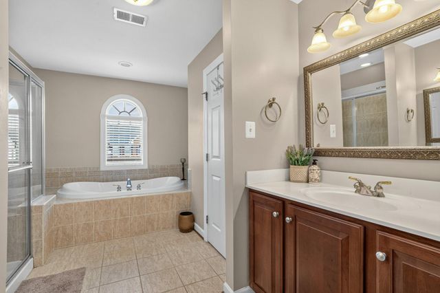 9202 CHARTERHOUSE RD, Frederick, MD 21704