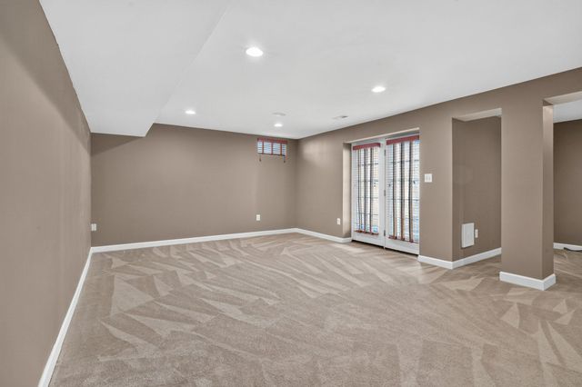 9202 CHARTERHOUSE RD, Frederick, MD 21704