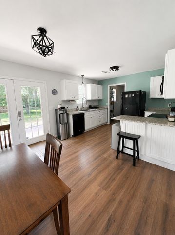 629 S Miller Avenue, Springfield, MO 65802