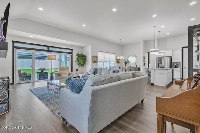 6969 N FREESTYLE DR, Coeur D'alene, ID 83815