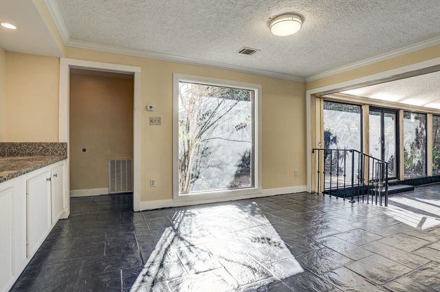 5203 Braesvalley Drive, Houston, TX 77096