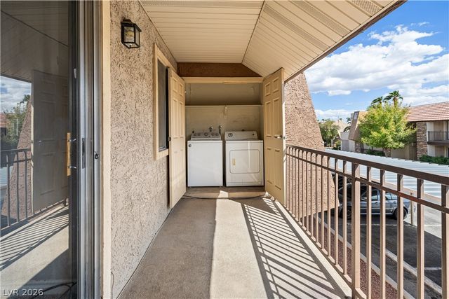 5061 River Glen Drive 80, Las Vegas, NV 89103