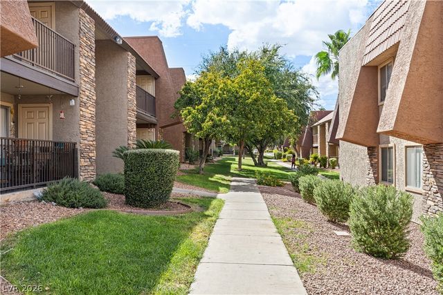 5061 River Glen Drive 80, Las Vegas, NV 89103