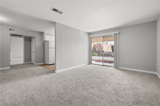 5061 River Glen Drive 80, Las Vegas, NV 89103