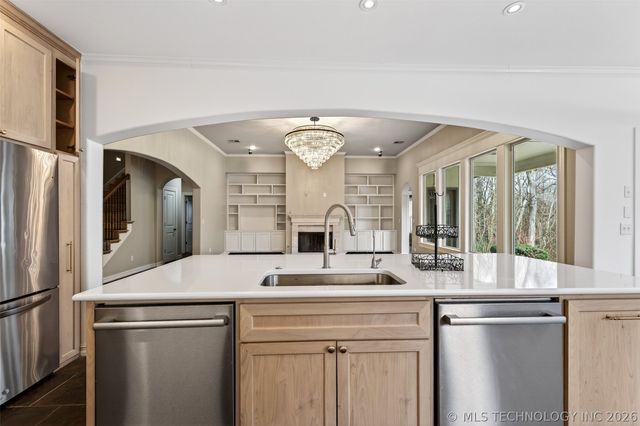 10529 S 92nd East Circle, Bixby, OK 74133