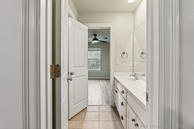 10529 S 92nd East Circle, Bixby, OK 74133