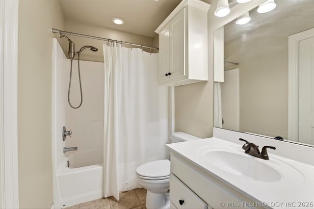 10529 S 92nd East Circle, Bixby, OK 74133