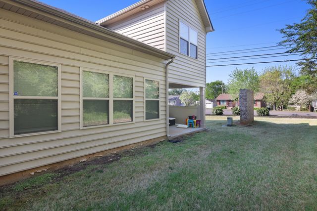 301 Homer Jackson Dr, Smyrna, TN 37167